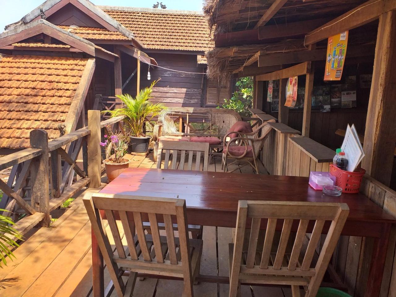 Nature House Eco-Lodge& Trekking Banlung Екстер'єр фото