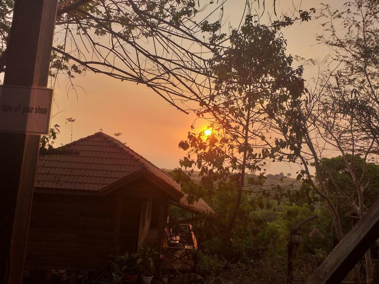Nature House Eco-Lodge& Trekking Banlung Екстер'єр фото