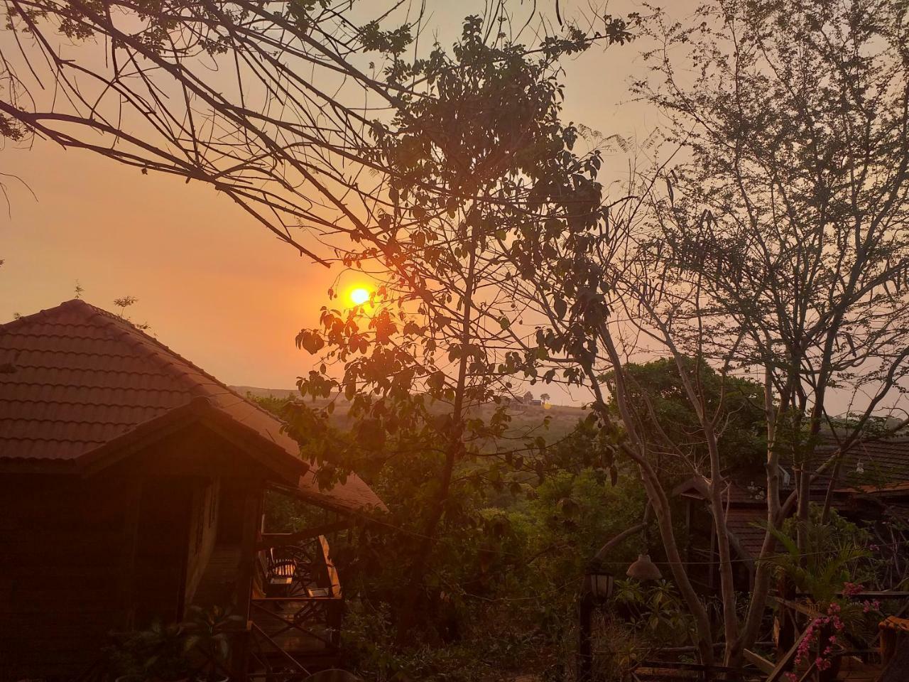 Nature House Eco-Lodge& Trekking Banlung Екстер'єр фото
