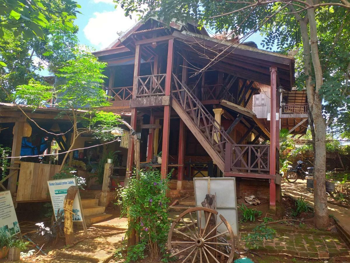 Nature House Eco-Lodge& Trekking Banlung Екстер'єр фото